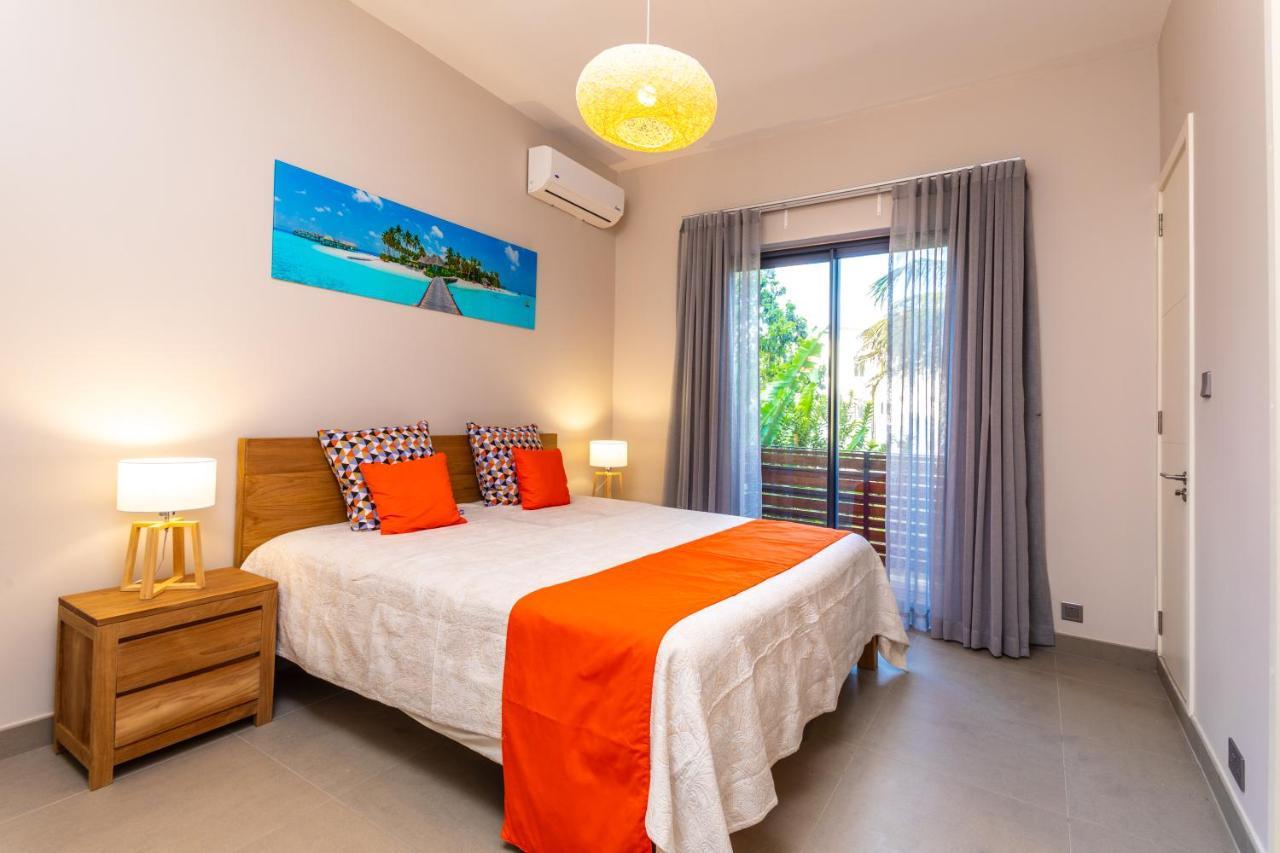 One Bay Residence Apartment 6 Pereybere Beach Екстер'єр фото